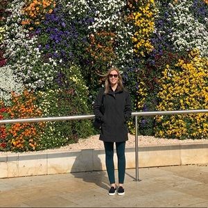 Meet your Posher, Madeleine